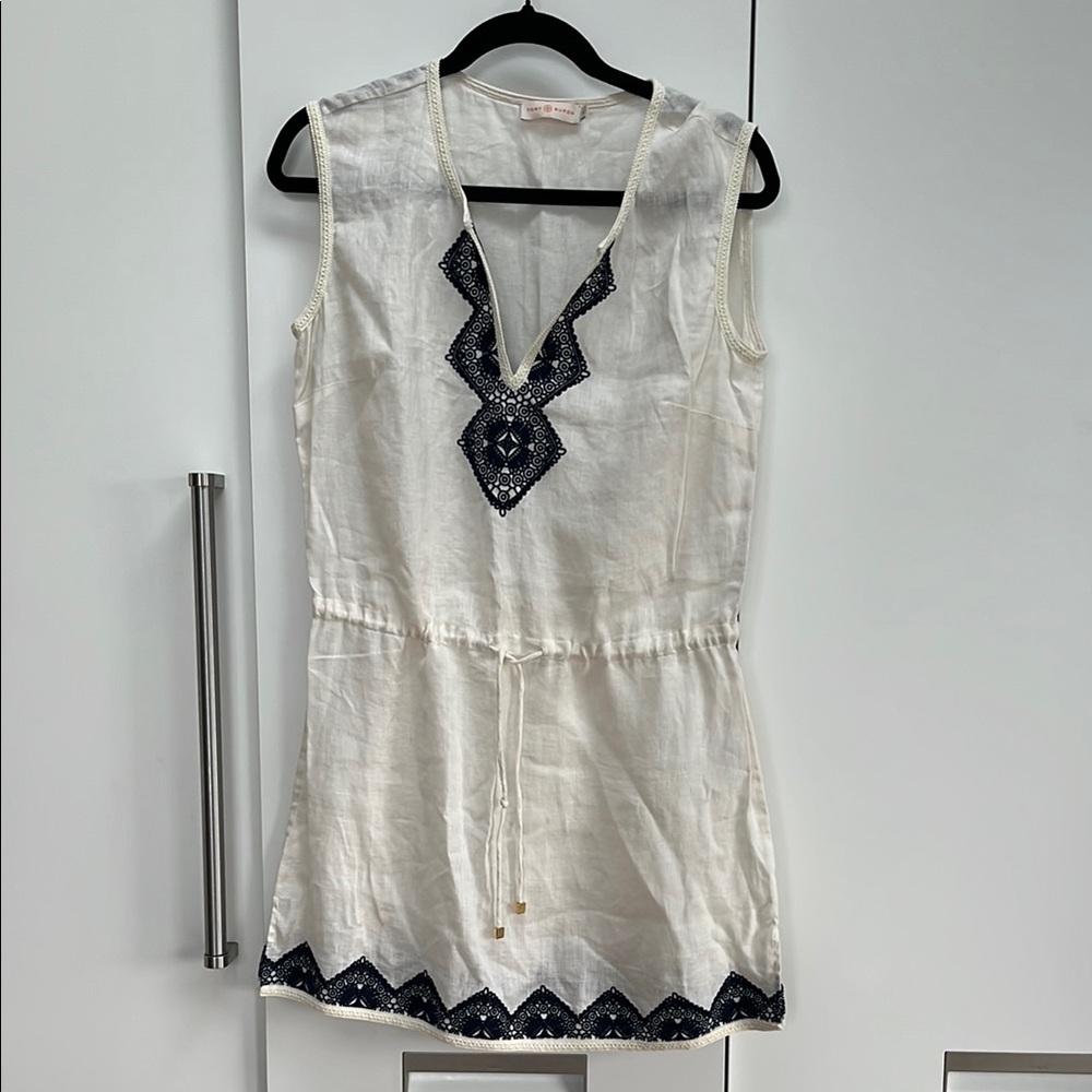 Tory Burch Soft White and Dark Blue Embroidered Linen Drawstring Dress Med